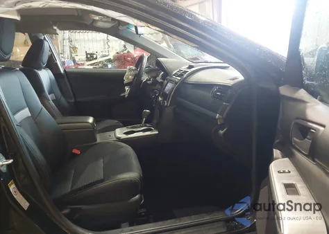 2014 Toyota Camry Se z USA, uszkodzony, nr VIN 4T1BF1FKXEU415196